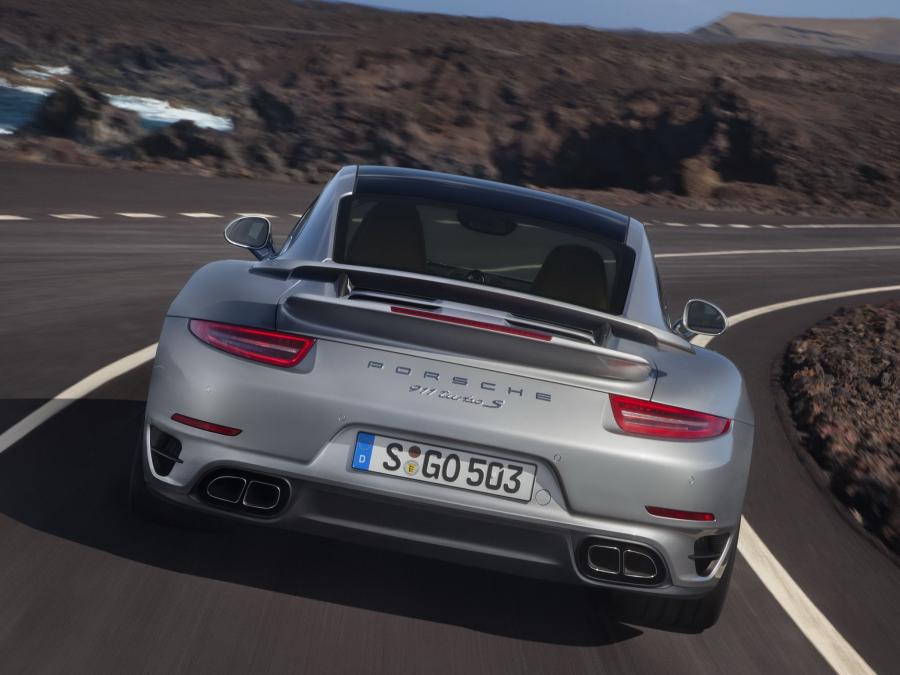  Porsche 911 Turbo S 2013 года  (фото 12 из 30)